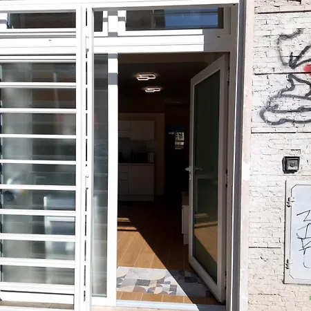 In Near Termini Loft San Lorenzo * Roma